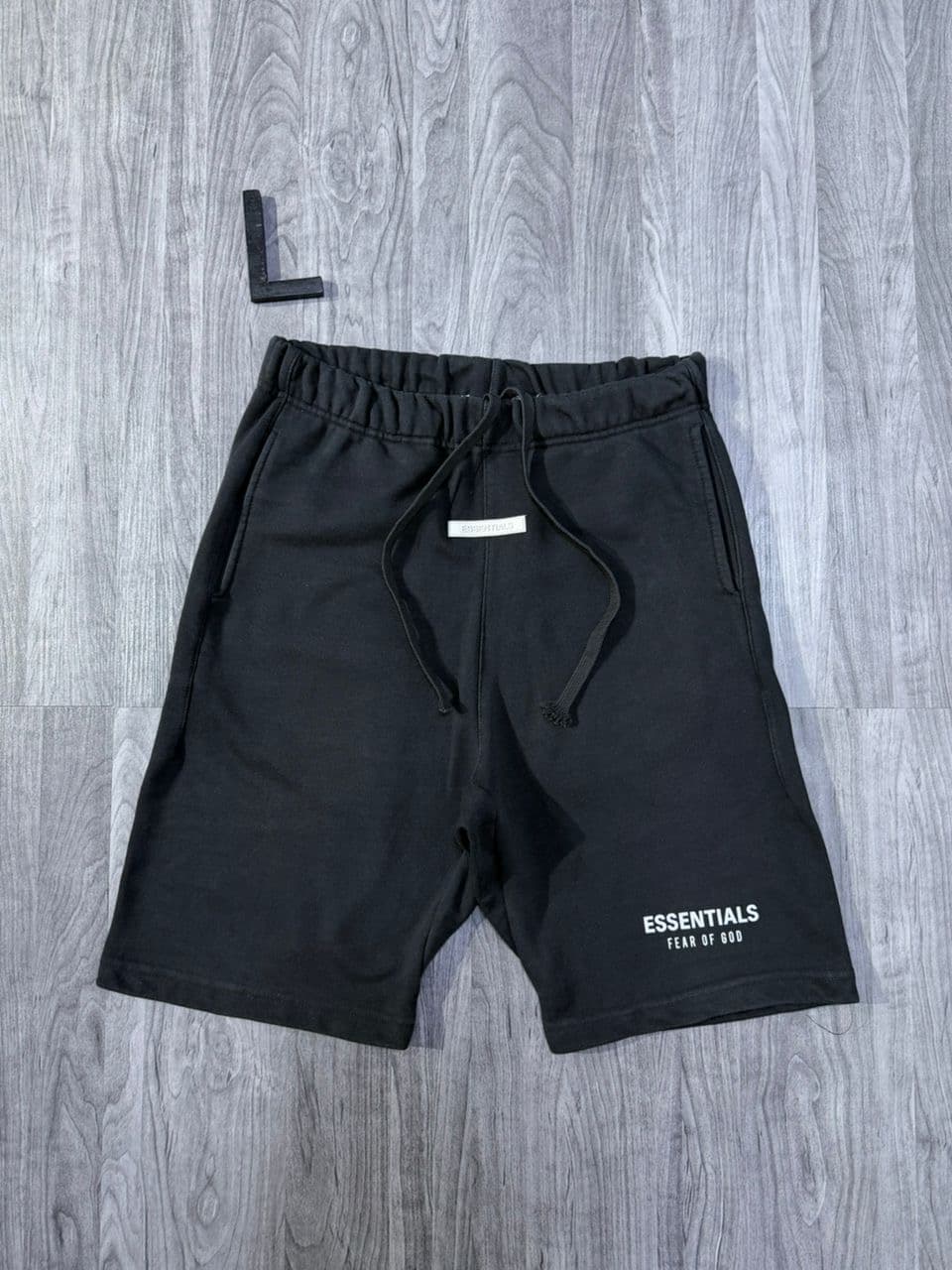 Short de Jogging Noir Essentials - View 1
